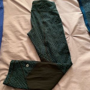 Lululemon Pace Rival Crops - Size 4